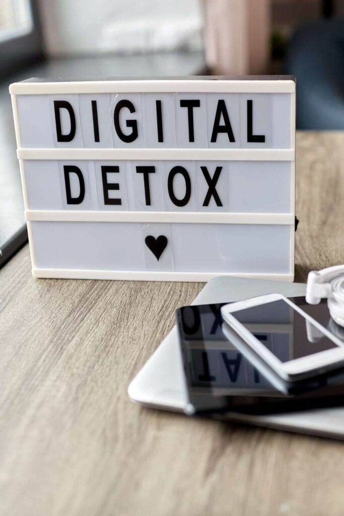 digital detox and peace of mind