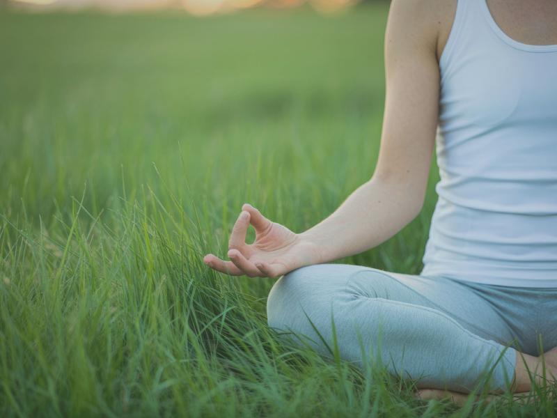 woman having grounding mindfluness practice